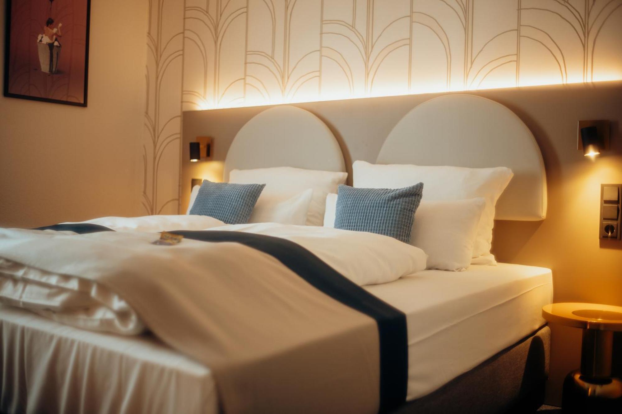 Guestified Liyana Hotel Ratingen Buitenkant foto